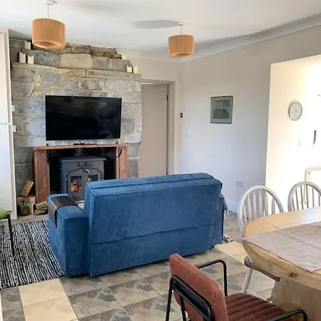 Charming Farmland Escape In The Heart Of Ireland *