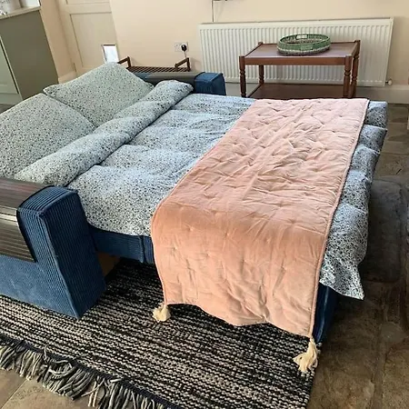 Charming Farmland Escape In The Heart Of Ireland Holiday home Caltragh