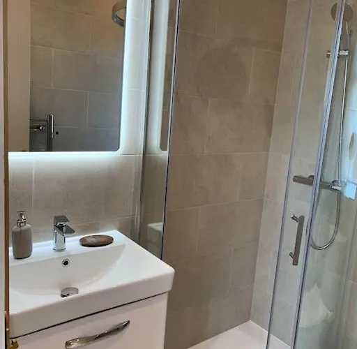 Charming Farmland Escape In The Heart Of Ireland * Caltragh