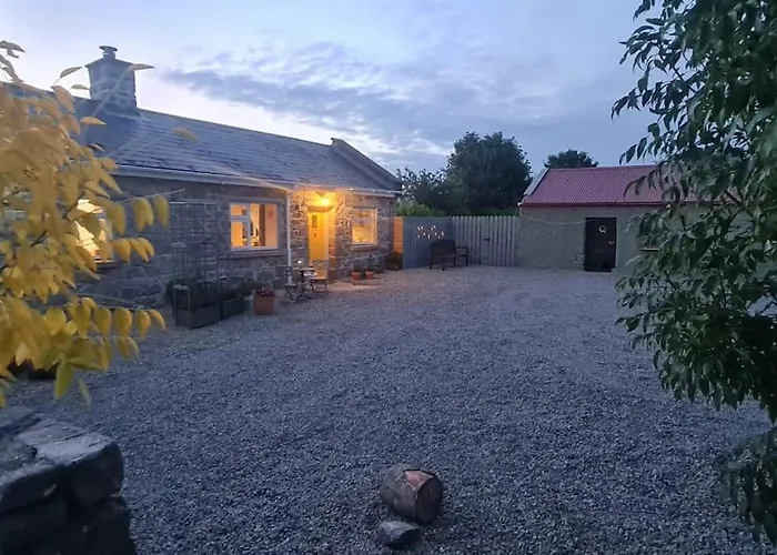 Holiday home Charming Farmland Escape In The Heart Of Ireland *